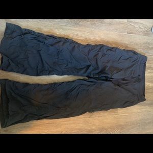 Lululemon dance studio LINED pants size 6